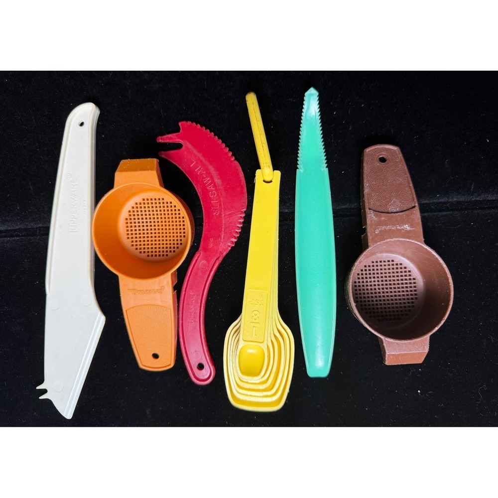 Vintage Tupperware Kitchen Tool Lot Sli-Saw-All Measuring Spoons Citrus Juicers